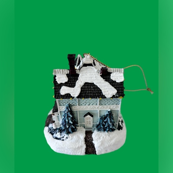 Thomas Kinkade’s illuminated Ornaments. “Winter Morning” and “Village Christmas - Picture 7 of 13